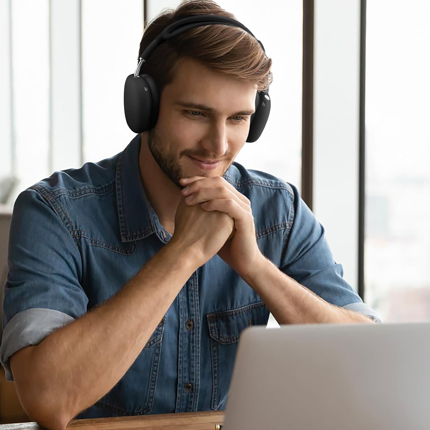 Premium Over-Ear Headphone